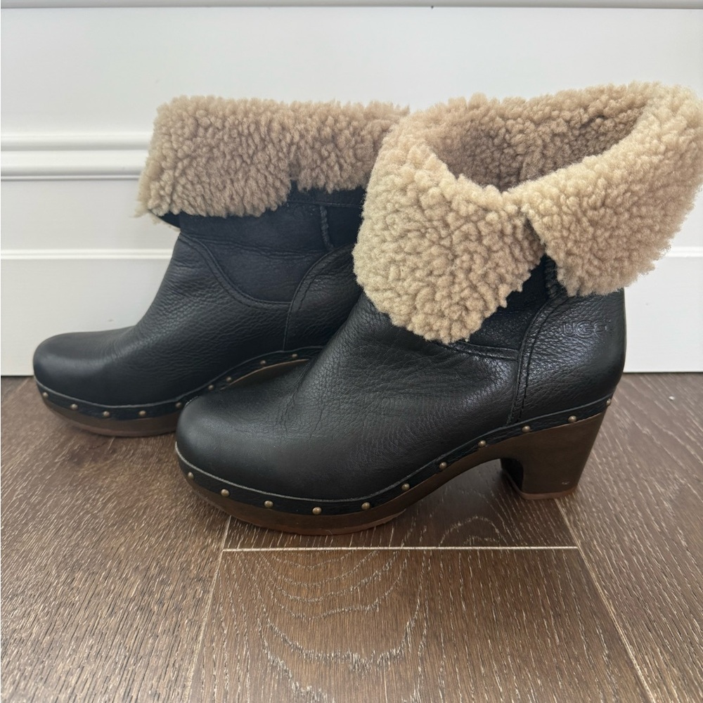 UGG Black Leather Clog Boots with Tan Shearling, Women’s Size 8